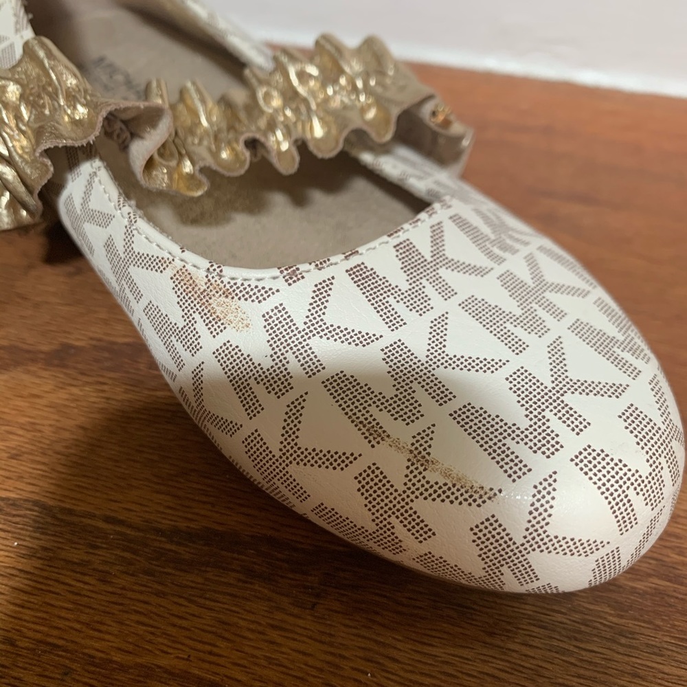 Michael Kors Rover Ruff Flat - Picture 2 of 4